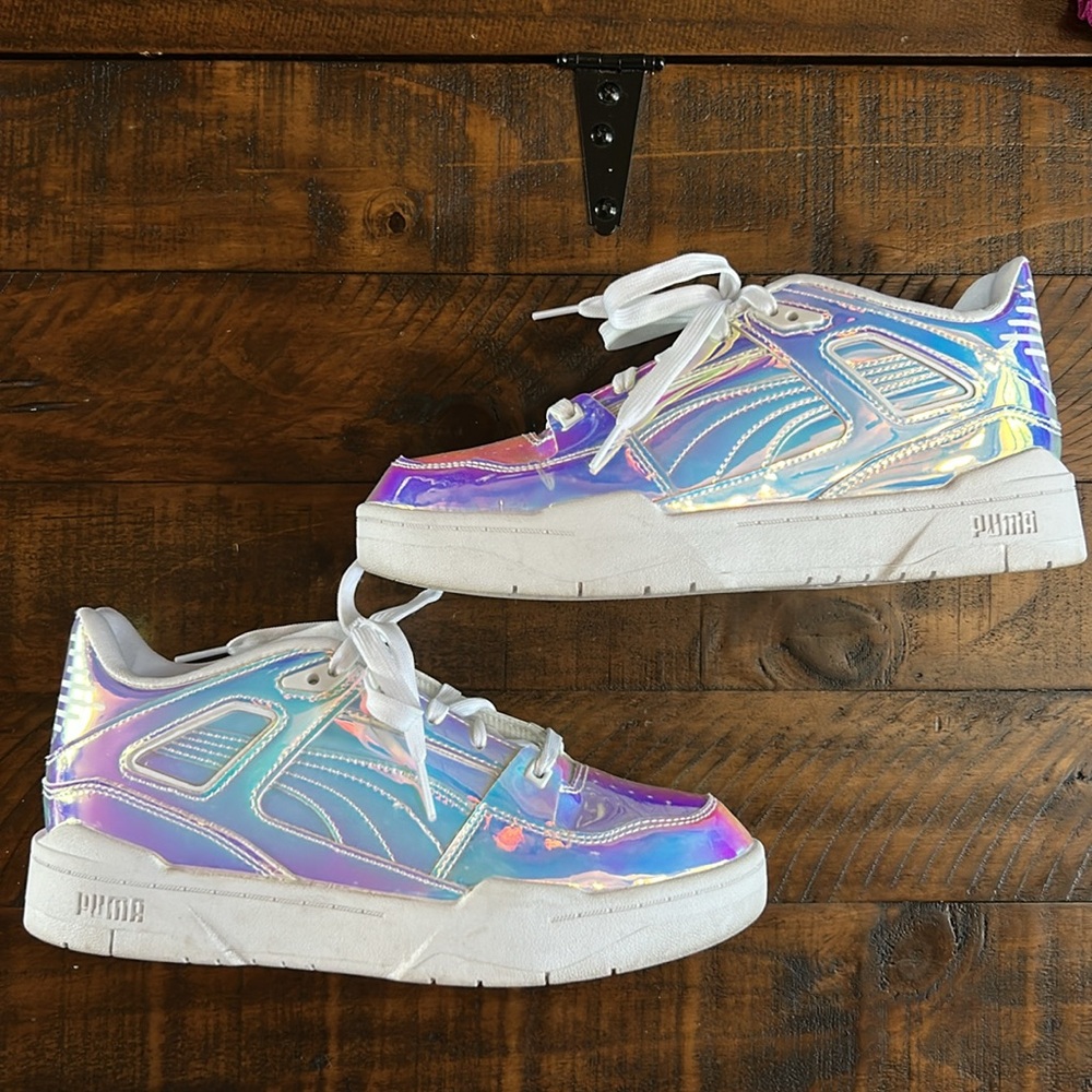 Puma Women's Iridescent White Sneakers | Size 8.5